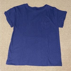 Navy blue cuffed sleeve’s XS Free Assembly women’s tee with a pocket.